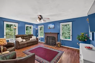 1036 Pleasant St, Leominster, MA 01453 - Photo 19
