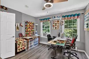 1036 Pleasant St, Leominster, MA 01453 - Photo 27