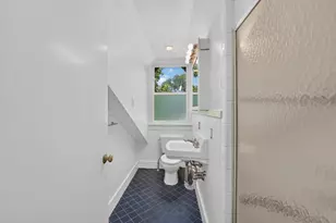 67 Sparks, Cambridge, MA 02138 - Photo 25