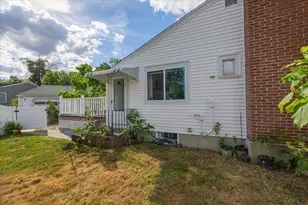 131 Longwood Ave, Brockton, MA 02301 - Photo 29