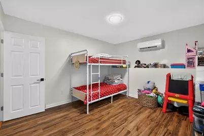 350 SE Main St, Douglas, MA 01516 - Photo 35