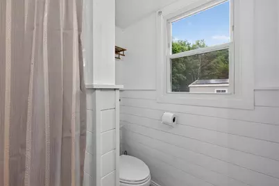 350 SE Main St, Douglas, MA 01516 - Photo 37