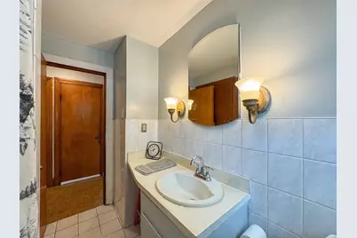 18 Woodland Cir, Methuen, MA 01844 - Photo 11