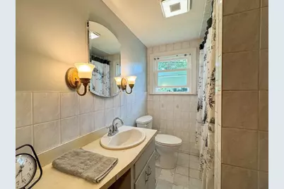 18 Woodland Cir, Methuen, MA 01844 - Photo 9