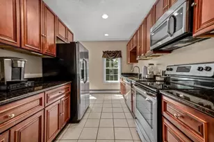 60 Riverlin St, Millbury, MA 01527 - Photo 13