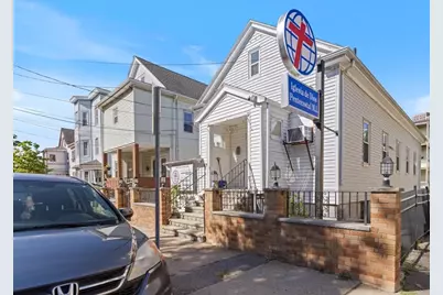 26 Mansfield St, Somerville, MA 02143 - Photo 3