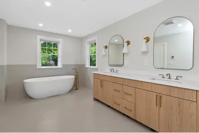 315 Crafts St, Newton, MA 02460 - Photo 17