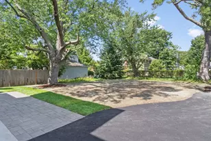 315 Crafts St, Newton, MA 02460 - Photo 33