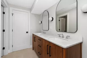 315 Crafts St, Newton, MA 02460 - Photo 29