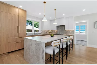 315 Crafts St, Newton, MA 02460 - Photo 7