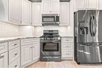 1 Lincoln Ct #1, Amesbury, MA 01913 - Photo 5