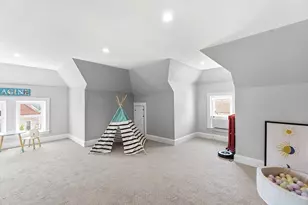 19 Gilmore St, Everett, MA 02149 - Photo 35
