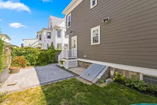 19 Gilmore St, Everett, MA 02149 - Photo 37