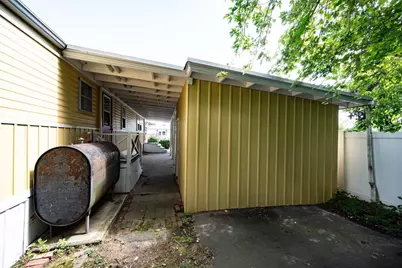 276 Lunenburg St, Fitchburg, MA 01420 - Photo 17