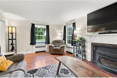 17 Longmeadow St, Longmeadow, MA 01106 - Photo 7
