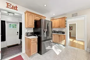 17 Longmeadow St, Longmeadow, MA 01106 - Photo 15
