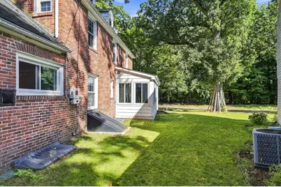 17 Longmeadow St, Longmeadow, MA 01106 - Photo 3