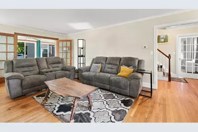 17 Longmeadow St, Longmeadow, MA 01106 - Photo 5