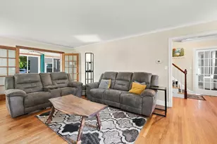17 Longmeadow St, Longmeadow, MA 01106 - Photo 5