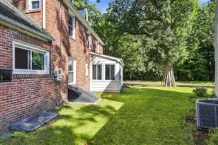 17 Longmeadow St, Longmeadow, MA 01106 - Photo 3