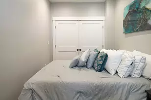 6 Chestnut Ave, Boston, MA 02130 - Photo 15