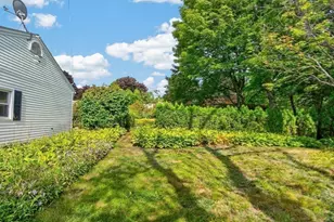 17 Chapel St, Gardner, MA 01440 - Photo 39