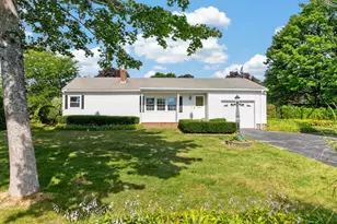 17 Chapel St, Gardner, MA 01440 - Photo 1