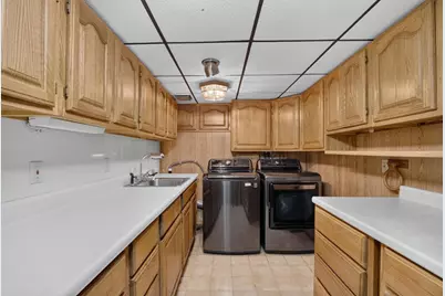 17 Chapel Street, Gardner, MA 01440 - Photo 29