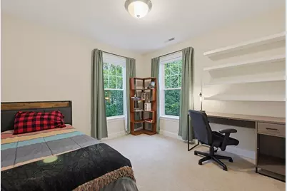 90 Greene St, Hopedale, MA 01747 - Photo 27