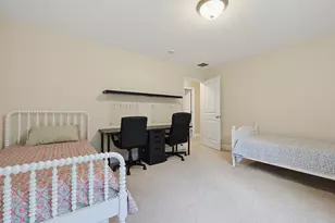 90 Greene St, Hopedale, MA 01747 - Photo 25