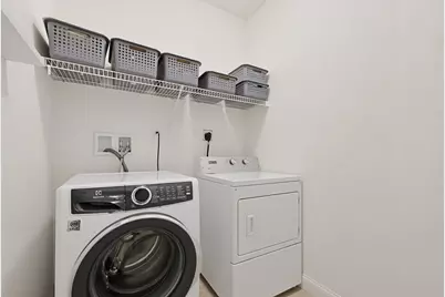 90 Greene St, Hopedale, MA 01747 - Photo 17