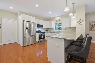 90 Greene St, Hopedale, MA 01747 - Photo 7