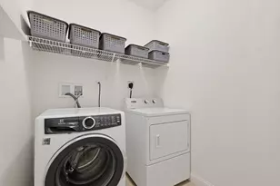 90 Greene St, Hopedale, MA 01747 - Photo 17