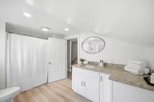 21 Chestnut St, Woburn, MA 01801 - Photo 29