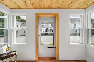 21 Chestnut St, Woburn, MA 01801 - Photo 7