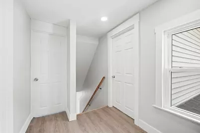 21 Chestnut St, Woburn, MA 01801 - Photo 25