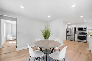 21 Chestnut St, Woburn, MA 01801 - Photo 9