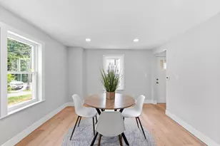 21 Chestnut St, Woburn, MA 01801 - Photo 11