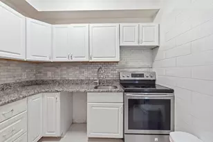 38 Carter St, Everett, MA 02149 - Photo 5