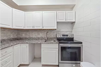 38 Carter St #107, Everett, MA 02149 - Photo 5