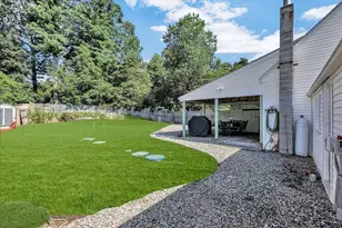 15 Beechwood Ave, Lakeville, MA 02347 - Photo 7