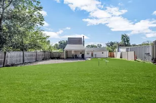 15 Beechwood Ave, Lakeville, MA 02347 - Photo 5