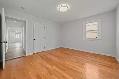 28 Warren St, Peabody, MA 01960 - Photo 13