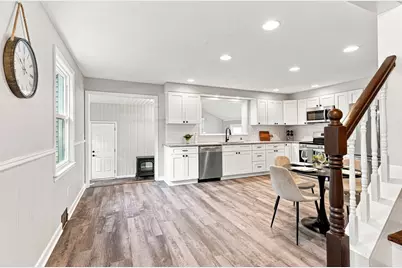 3 Maplelawn Dr, Monson, MA 01057 - Photo 3