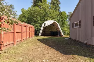 3 Maple Lawn Dr, Monson, MA 01057 - Photo 37
