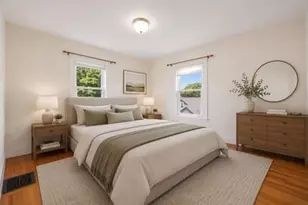 52 Elliott St, Melrose, MA 02176 - Photo 27