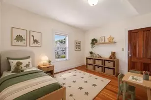 52 Elliott St, Melrose, MA 02176 - Photo 31