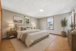 52 Elliott St, Melrose, MA 02176 - Photo 17