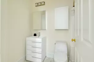 411 Norfolk St, Somerville, MA 02143 - Photo 19