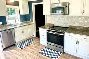 17 Cutler St, Medway, MA 02053 - Photo 5